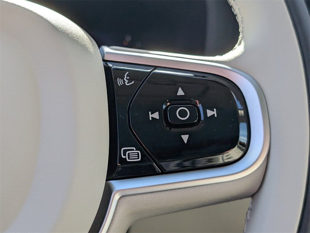 2026 Volvo XC60 B5 Ultra Hunt Valley MD