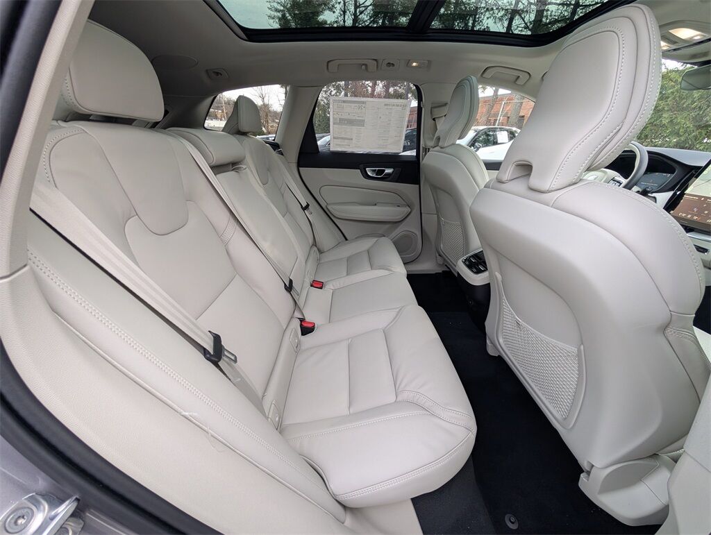 2026 Volvo XC60 B5 Ultra Hunt Valley MD