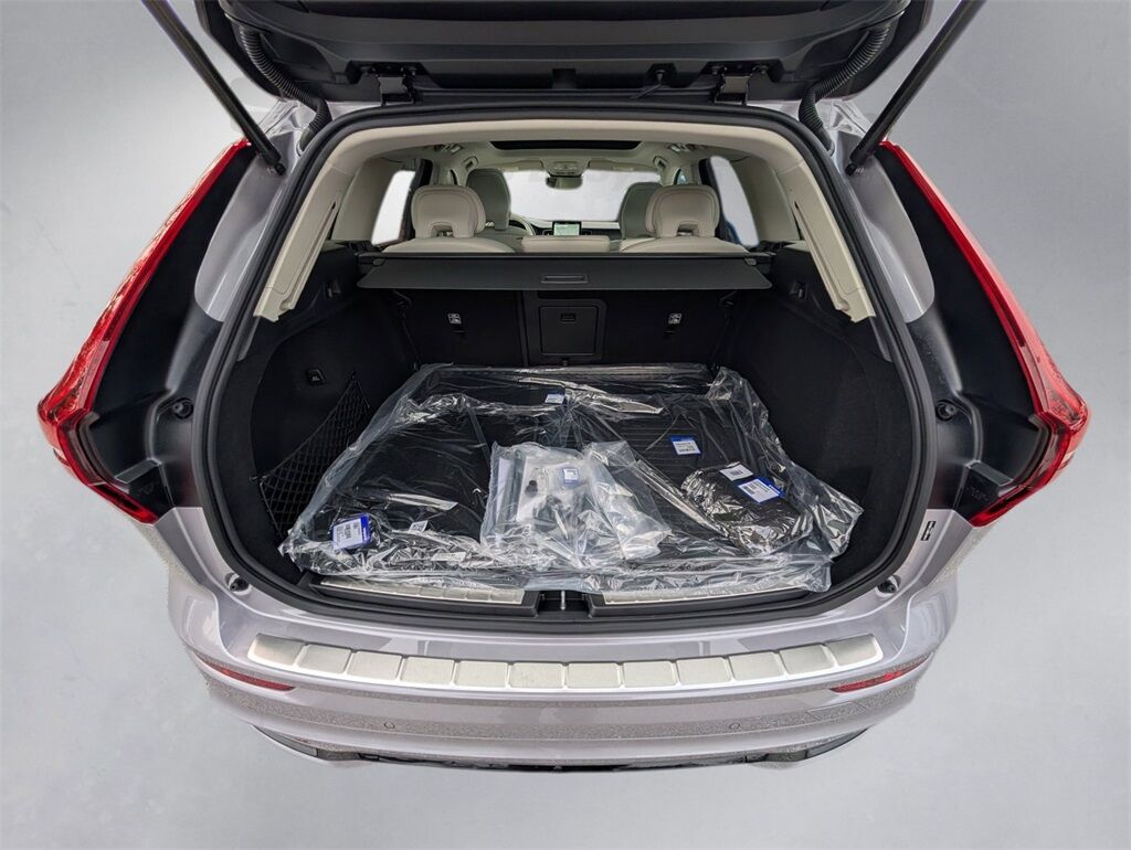 2026 Volvo XC60 B5 Ultra Hunt Valley MD