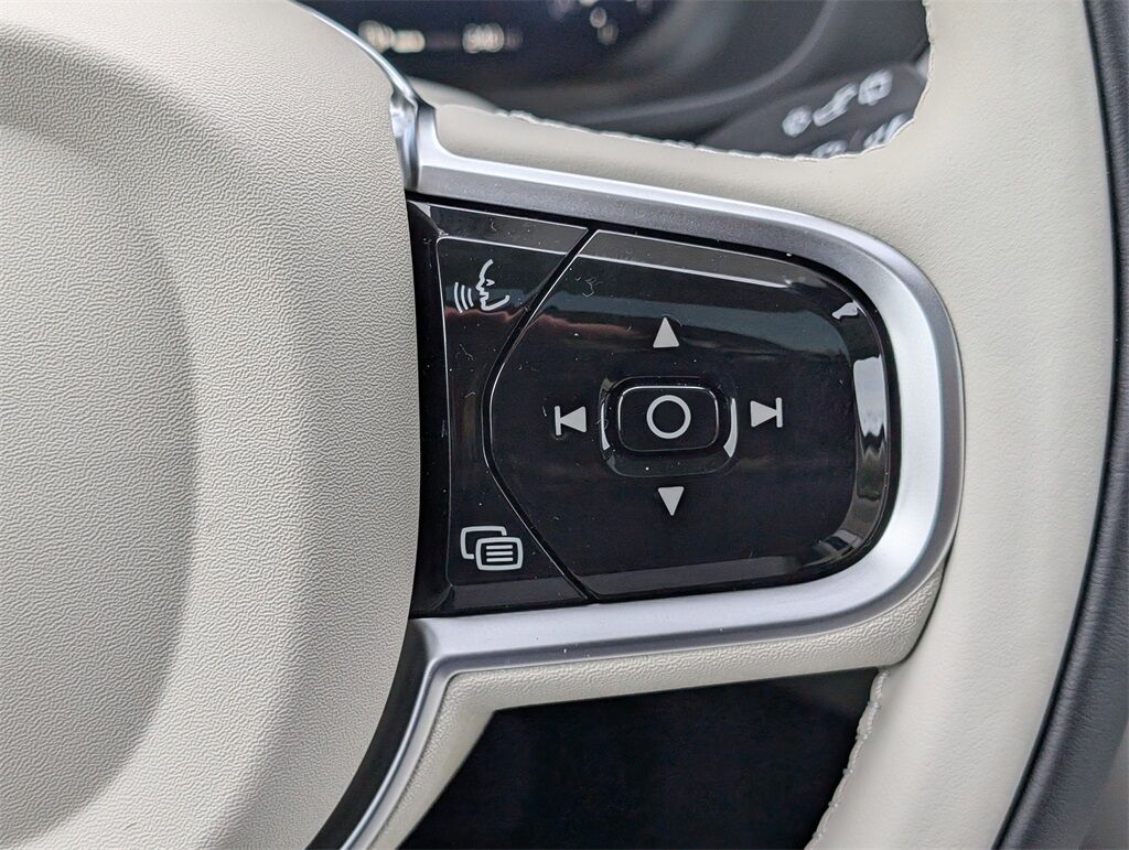 2026 Volvo XC60 B5 Ultra Hunt Valley MD