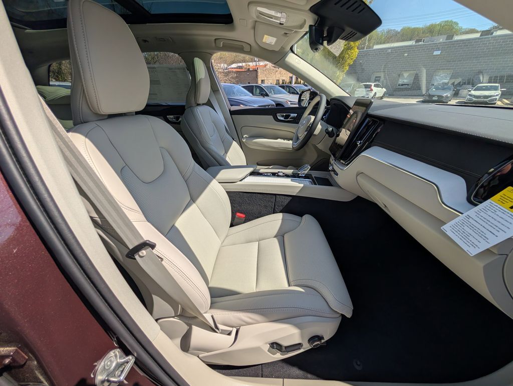 2026 Volvo XC60 B5 Ultra Hunt Valley MD