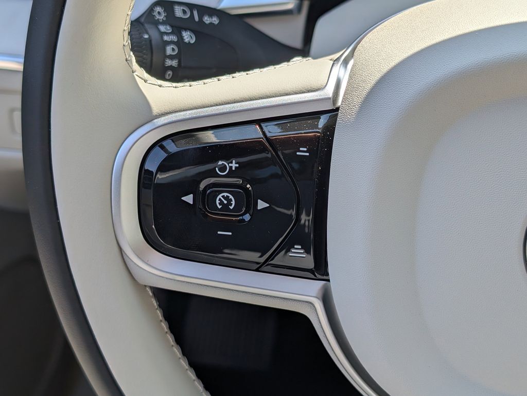 2026 Volvo XC60 B5 Ultra Hunt Valley MD