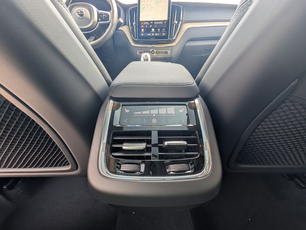 2026 Volvo XC60 B5 Ultra Hunt Valley MD