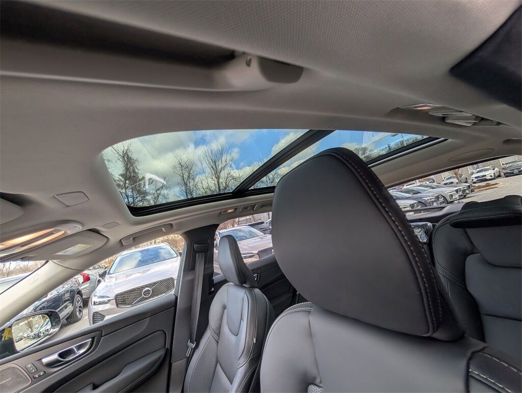 2026 Volvo XC60 B5 Ultra Hunt Valley MD