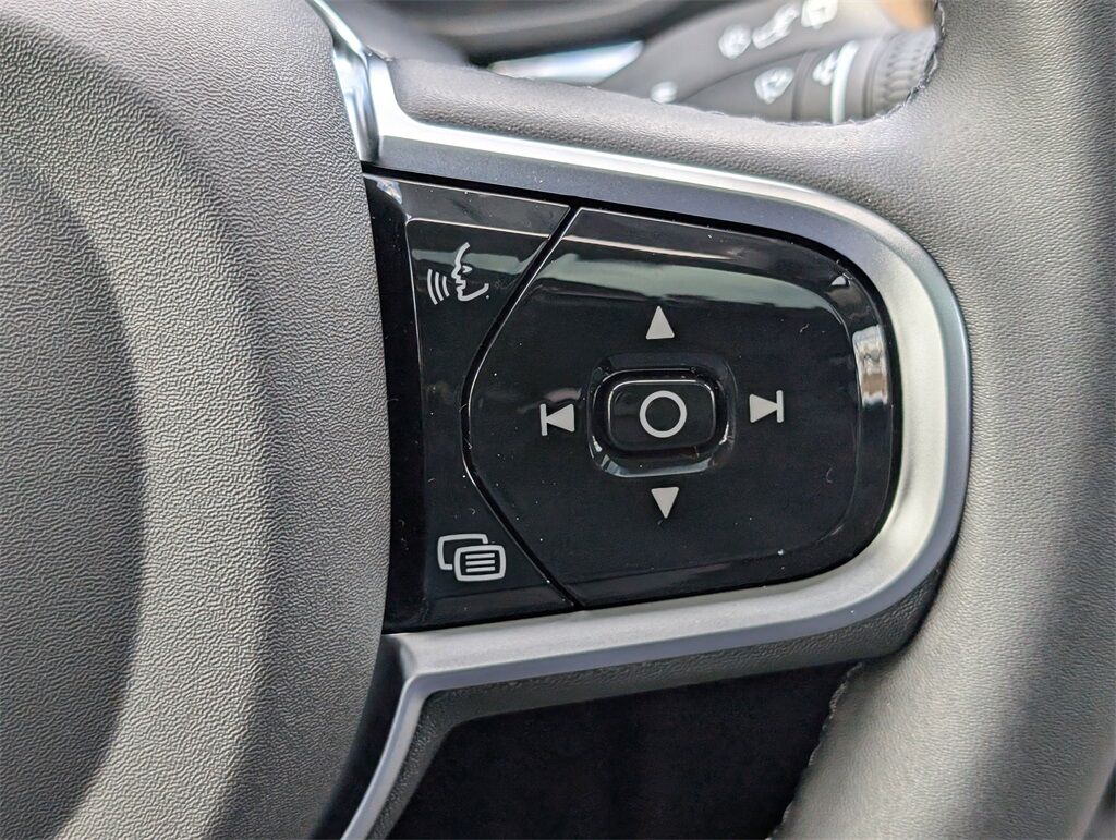 2026 Volvo XC60 B5 Ultra Hunt Valley MD