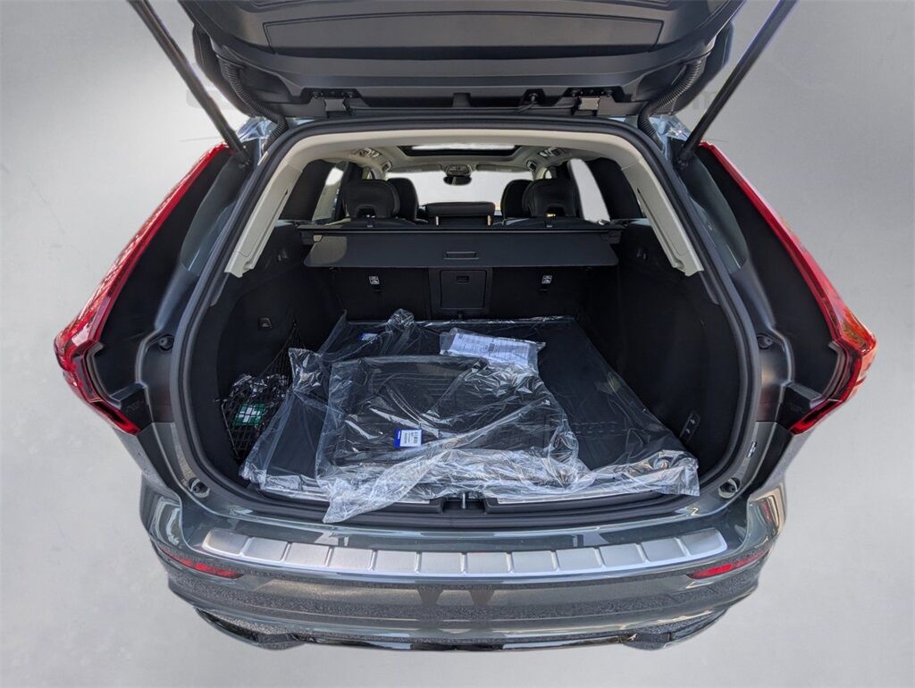 2026 Volvo XC60 B5 Ultra Hunt Valley MD