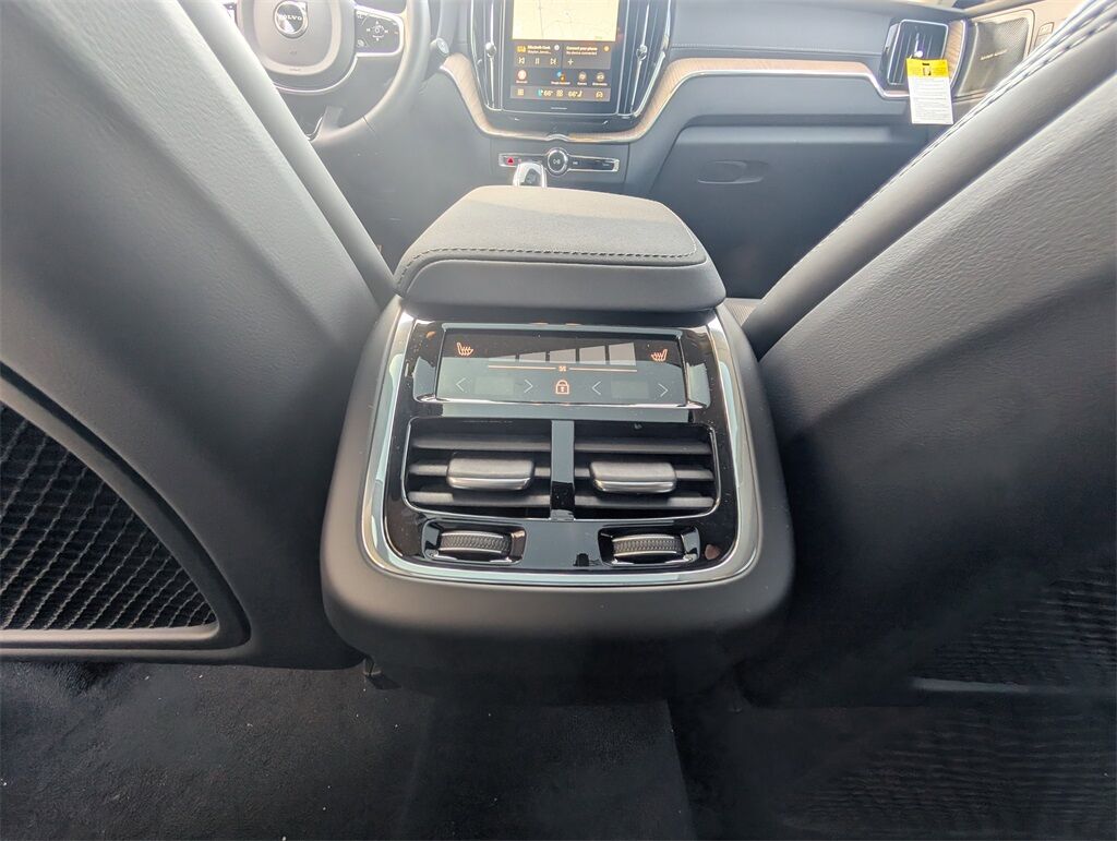 2026 Volvo XC60 B5 Ultra Hunt Valley MD