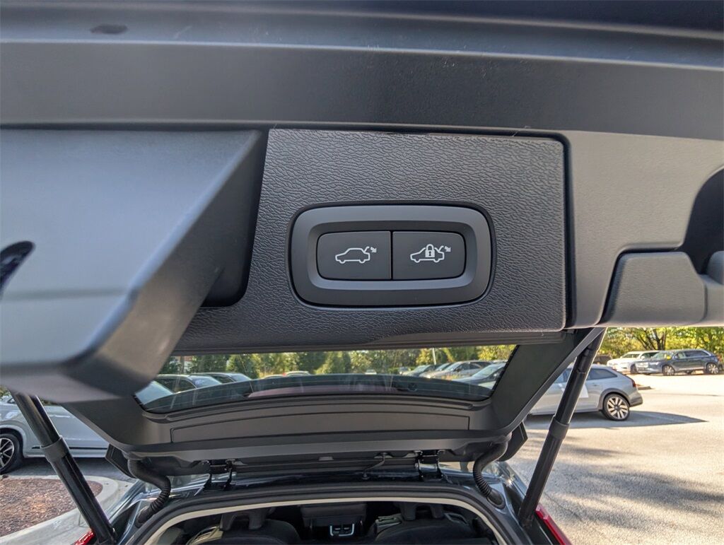 2026 Volvo XC60 B5 Ultra Hunt Valley MD