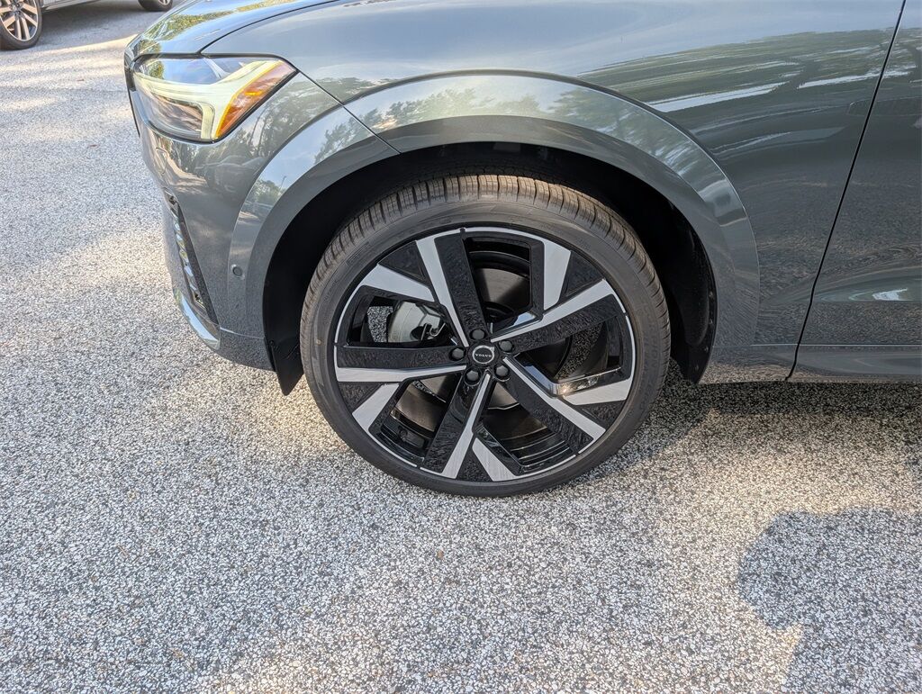 2026 Volvo XC60 B5 Ultra Hunt Valley MD