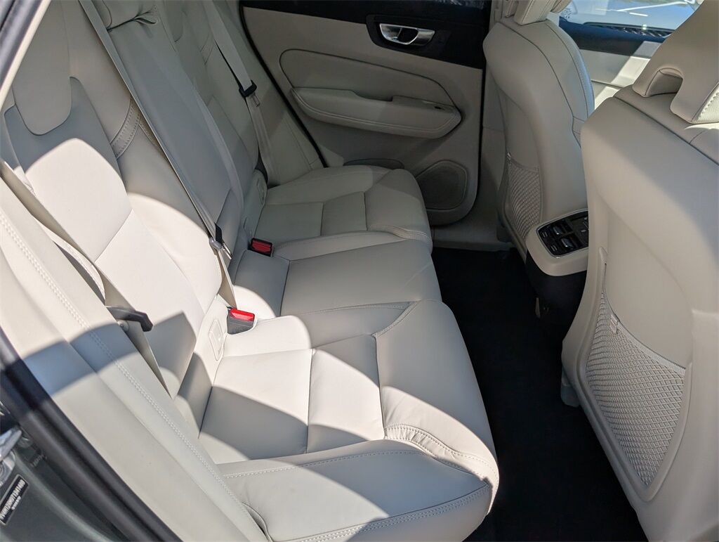 2026 Volvo XC60 B5 Ultra Hunt Valley MD