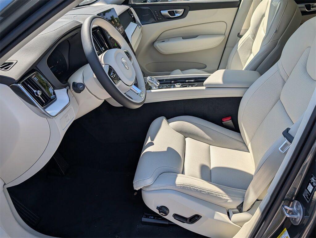 2026 Volvo XC60 B5 Ultra Hunt Valley MD