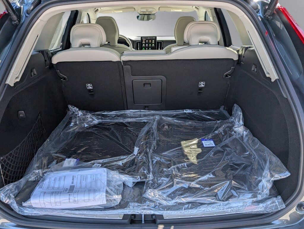 2026 Volvo XC60 B5 Ultra Hunt Valley MD
