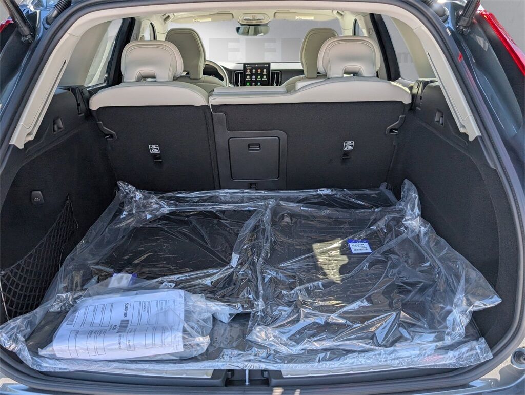 2026 Volvo XC60 B5 Ultra Hunt Valley MD