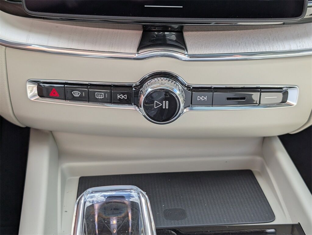 2026 Volvo XC60 B5 Ultra Hunt Valley MD