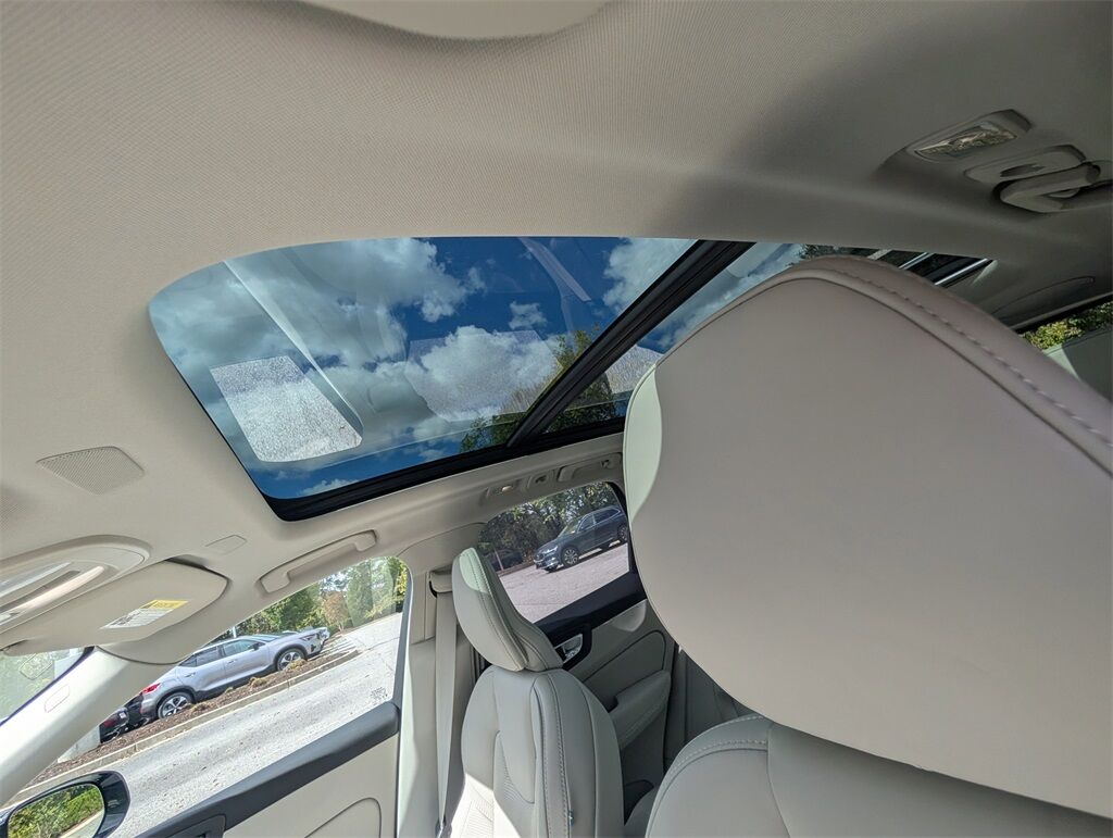 2026 Volvo XC60 B5 Ultra Hunt Valley MD