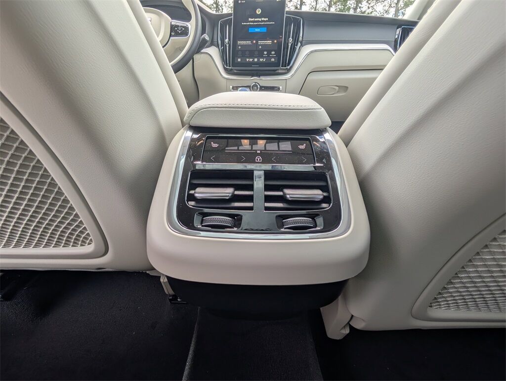 2026 Volvo XC60 B5 Ultra Hunt Valley MD