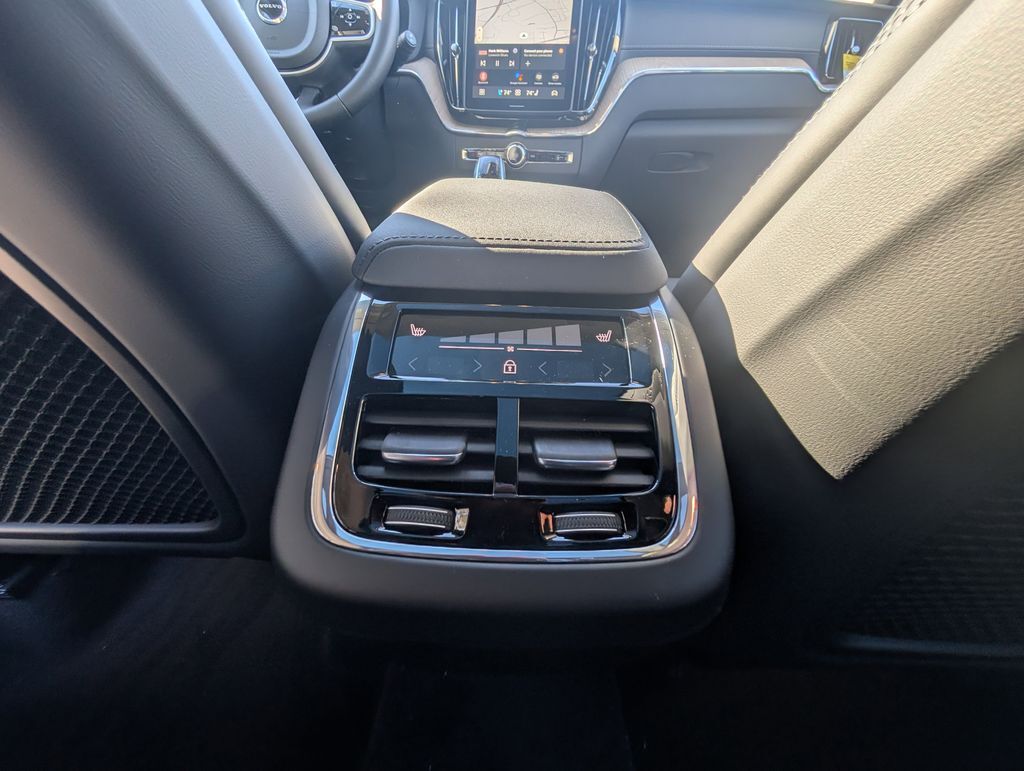 2026 Volvo XC60 B5 Ultra Hunt Valley MD