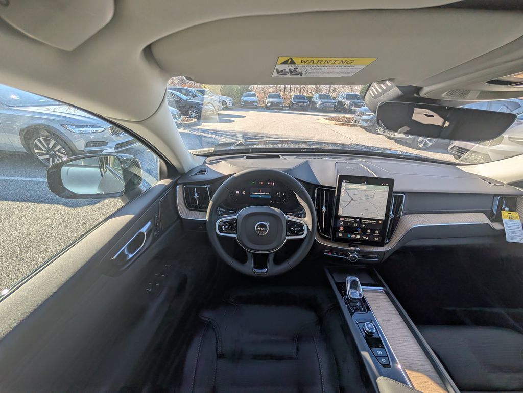 2026 Volvo XC60 B5 Ultra Hunt Valley MD