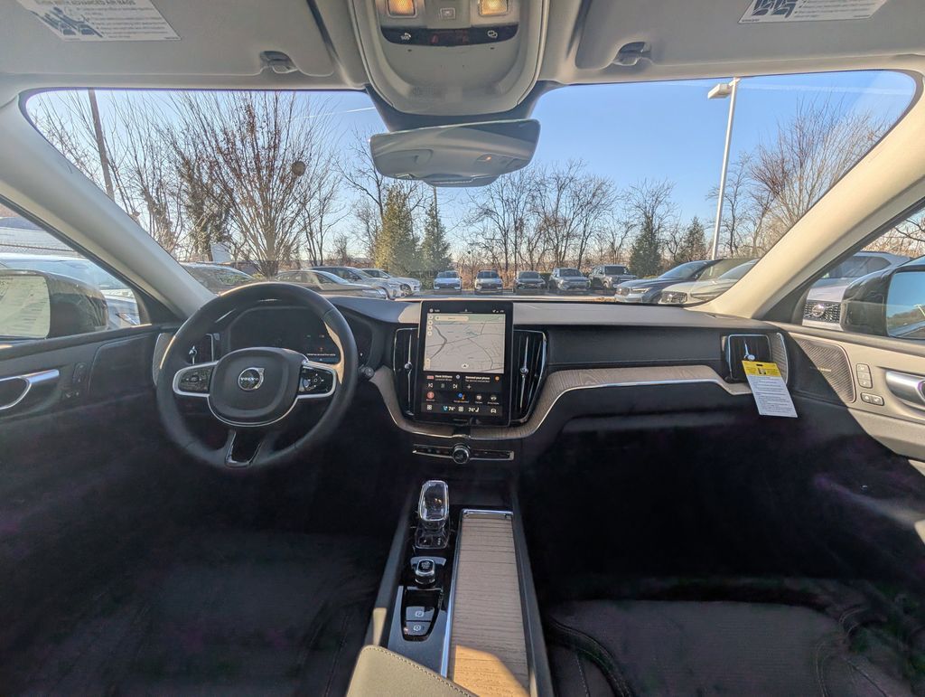2026 Volvo XC60 B5 Ultra Hunt Valley MD