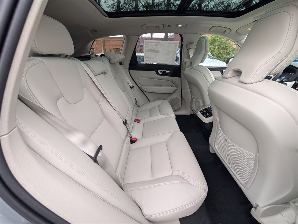 2026 Volvo XC60 B5 Ultra Hunt Valley MD