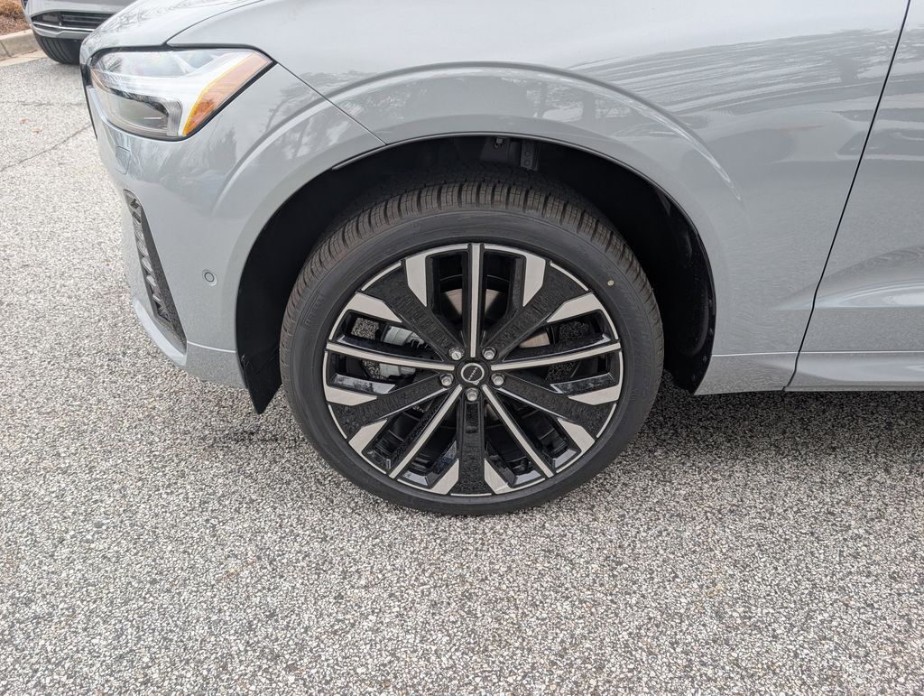 2026 Volvo XC60 B5 Ultra Hunt Valley MD