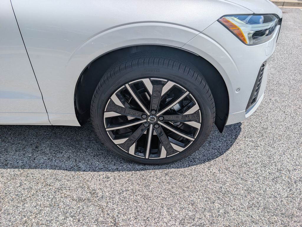 2026 Volvo XC60 B5 Ultra Hunt Valley MD