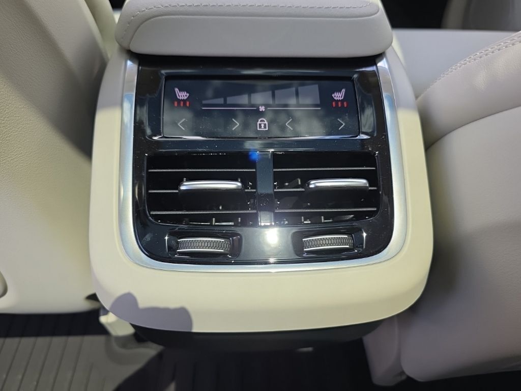 2026 Volvo XC60 B5 Ultra Hunt Valley MD