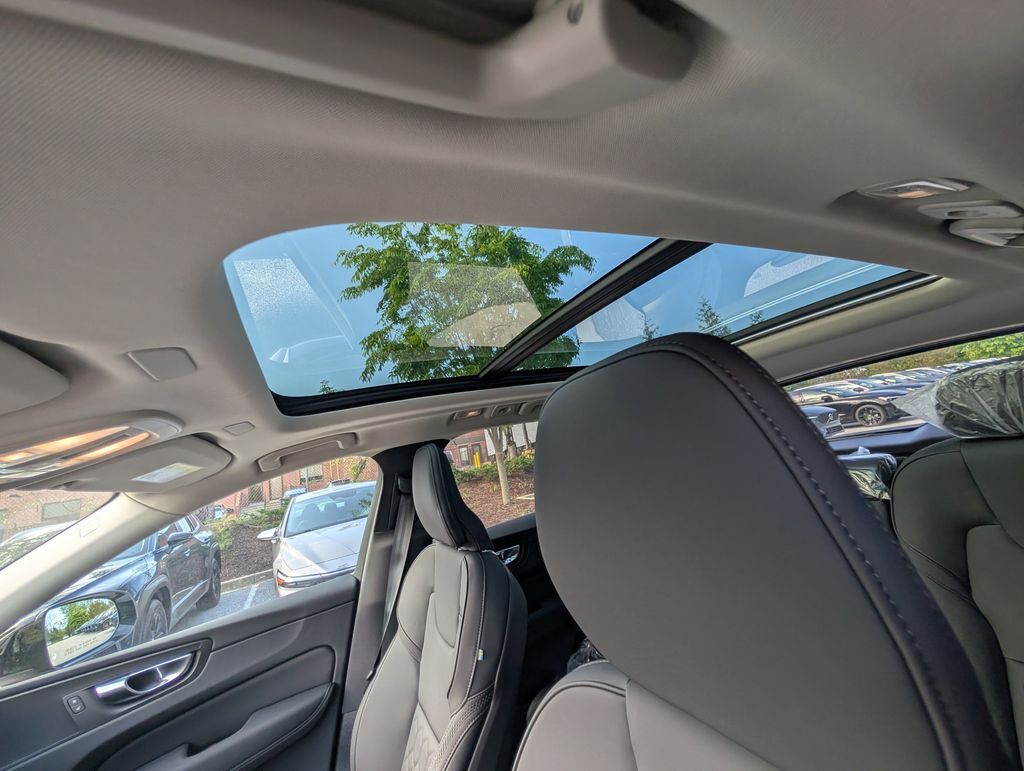 2026 Volvo XC60 Plug-In Hybrid T8 Core Hunt Valley MD