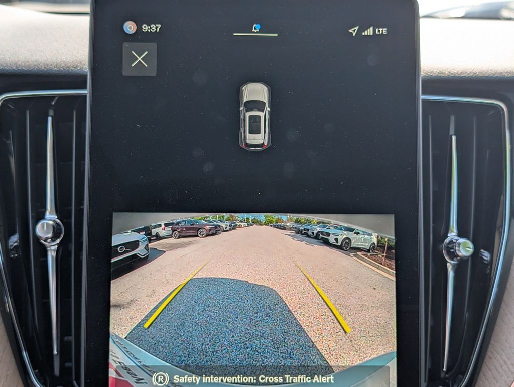 2026 Volvo XC60 Plug-In Hybrid T8 Core Hunt Valley MD