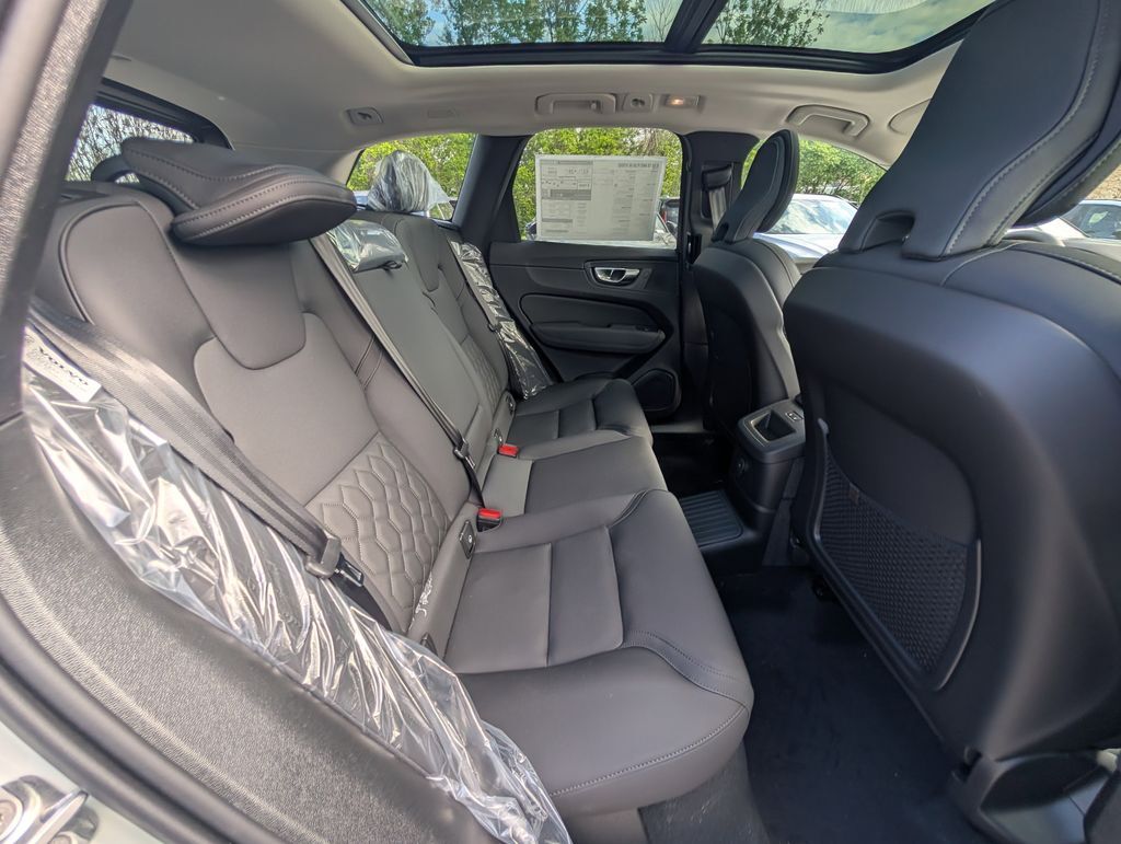 2026 Volvo XC60 Plug-In Hybrid T8 Core Hunt Valley MD