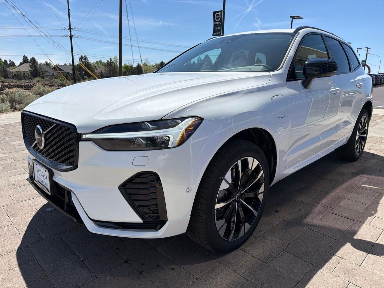 2026 Volvo XC60 Plug-In Hybrid T8 Plus Bend OR