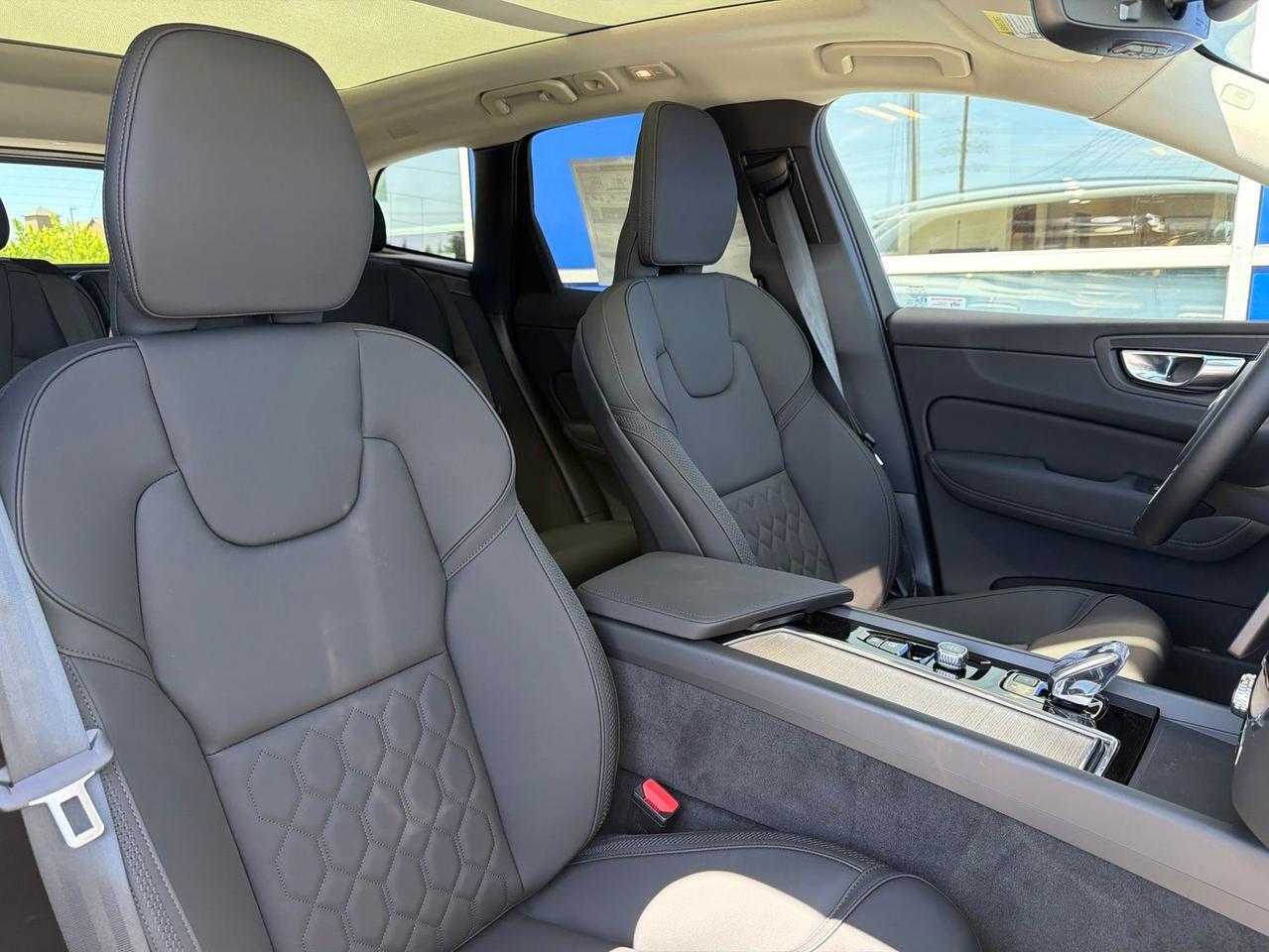 2026 Volvo XC60 Plug-In Hybrid T8 Plus Bend OR