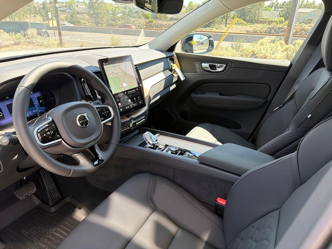 2026 Volvo XC60 Plug-In Hybrid T8 Plus Bend OR