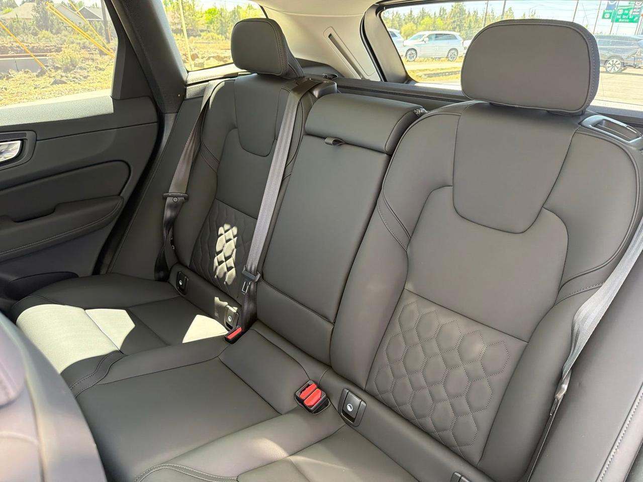 2026 Volvo XC60 Plug-In Hybrid T8 Plus Bend OR