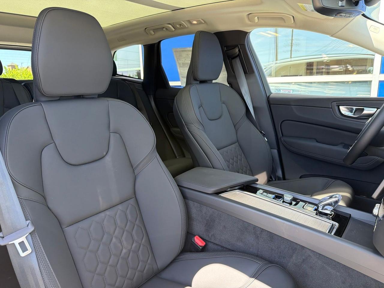 2026 Volvo XC60 Plug-In Hybrid T8 Plus Bend OR