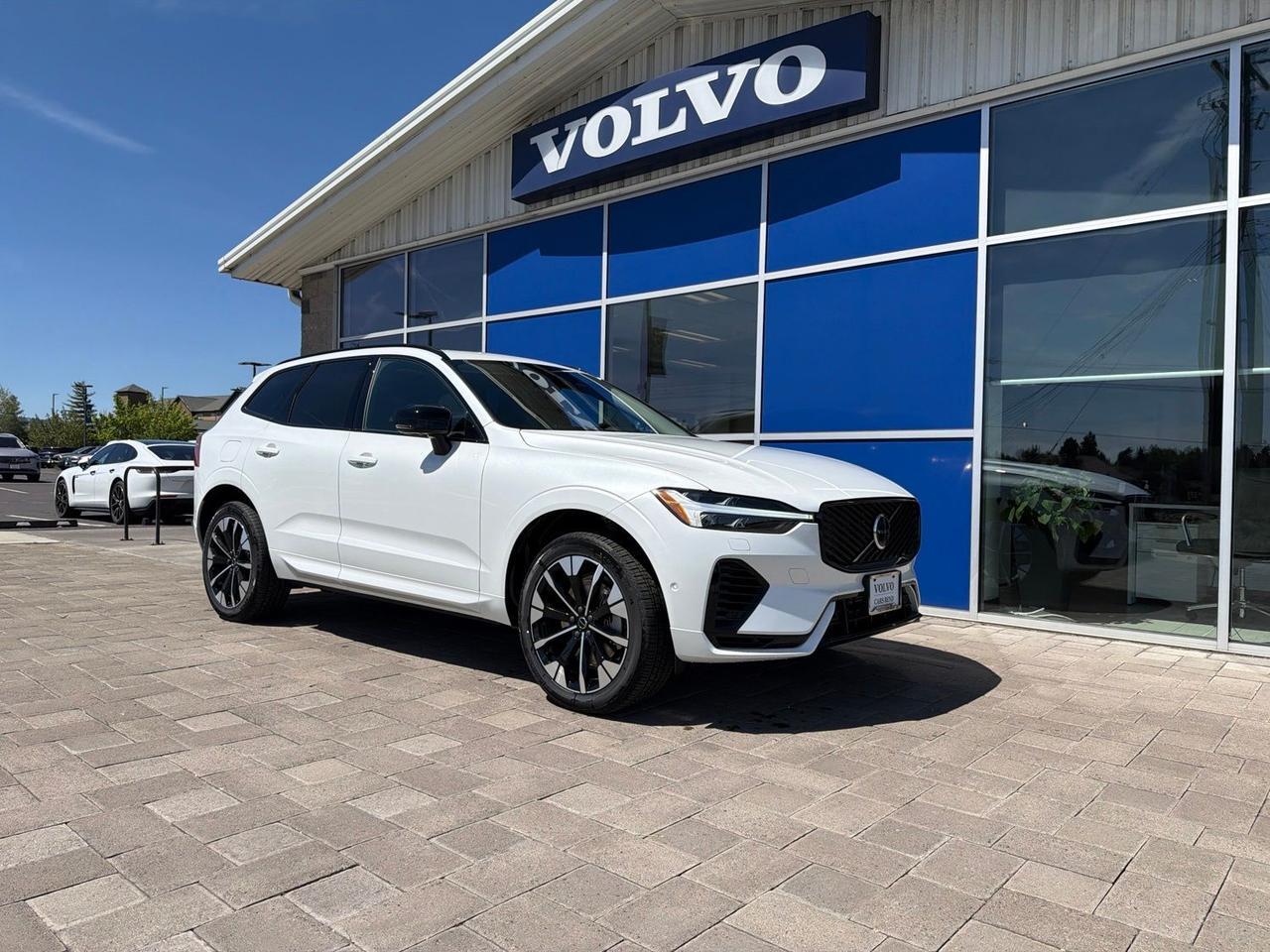 2026 Volvo XC60 Plug-In Hybrid T8 Plus