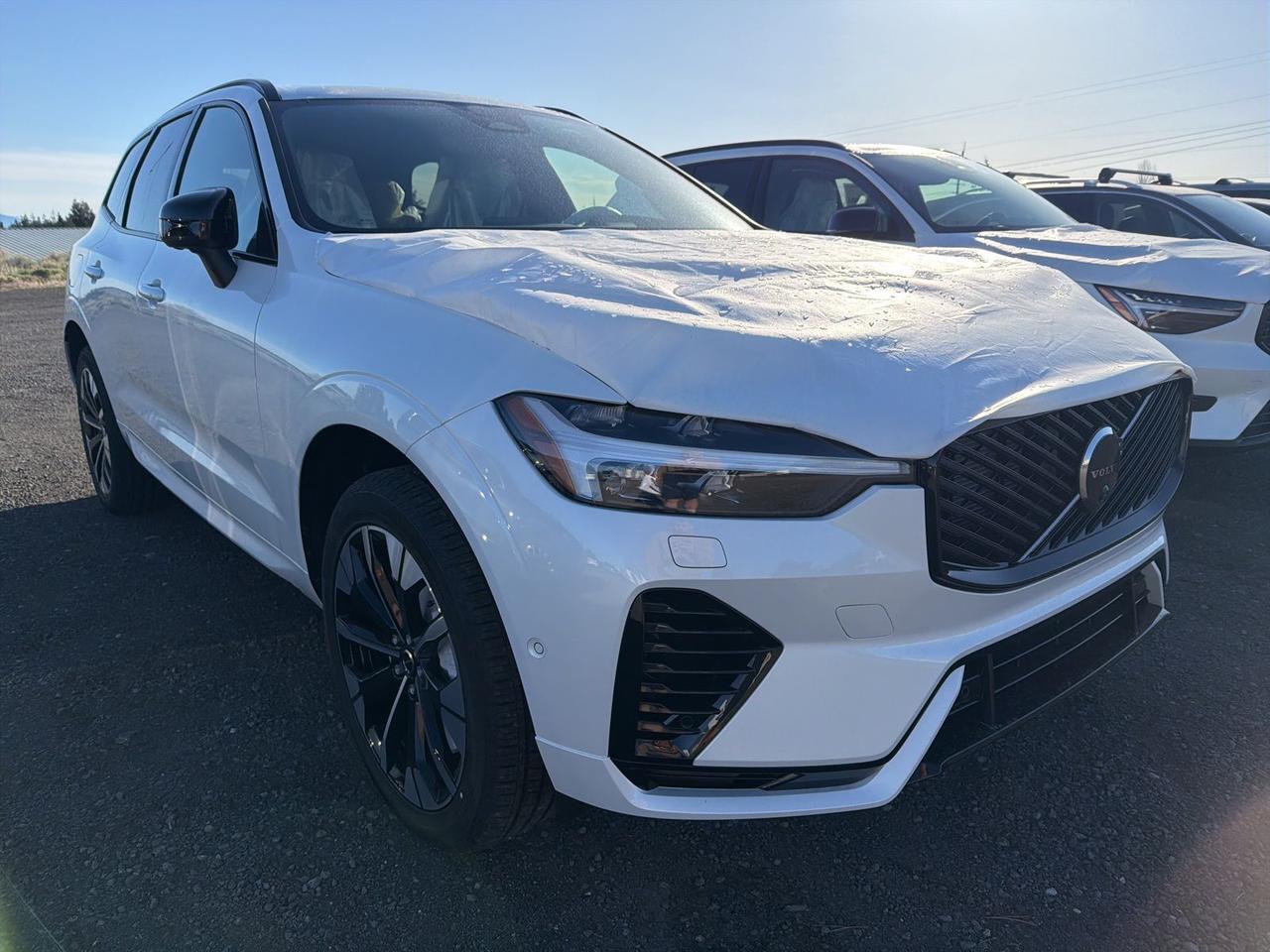 2026 Volvo XC60 Plug-In Hybrid T8 Plus