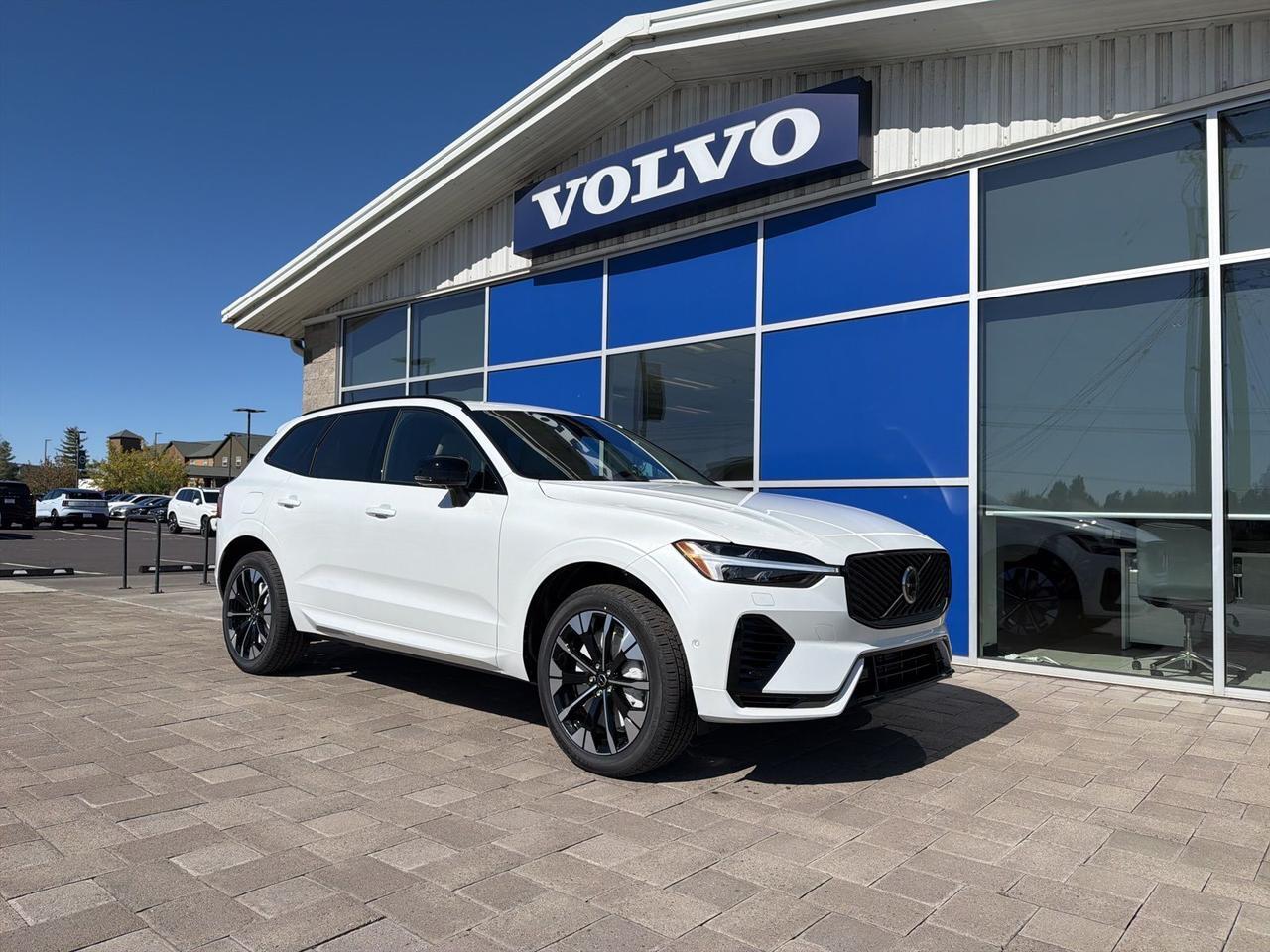 2026 Volvo XC60 Plug-In Hybrid T8 Plus