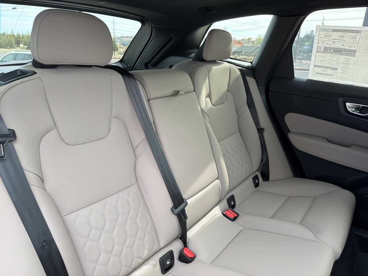 2026 Volvo XC60 Plug-In Hybrid T8 Plus Bend OR