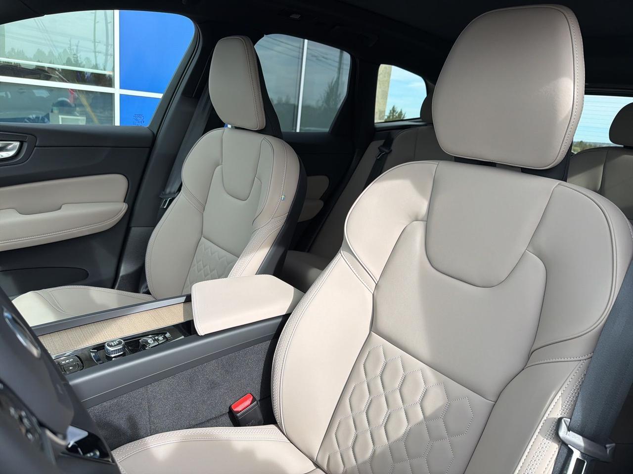 2026 Volvo XC60 Plug-In Hybrid T8 Plus Bend OR