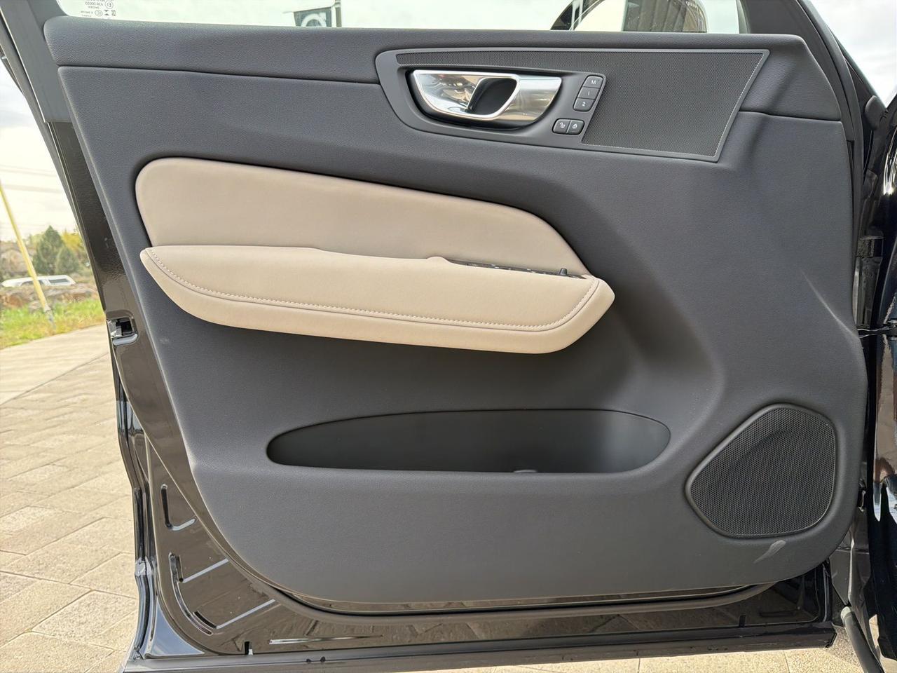 2026 Volvo XC60 Plug-In Hybrid T8 Plus Bend OR