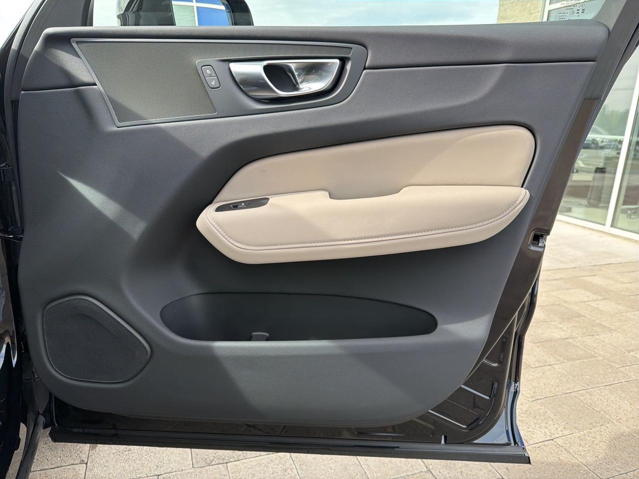 2026 Volvo XC60 Plug-In Hybrid T8 Plus Bend OR