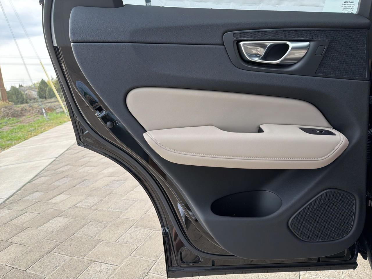 2026 Volvo XC60 Plug-In Hybrid T8 Plus Bend OR