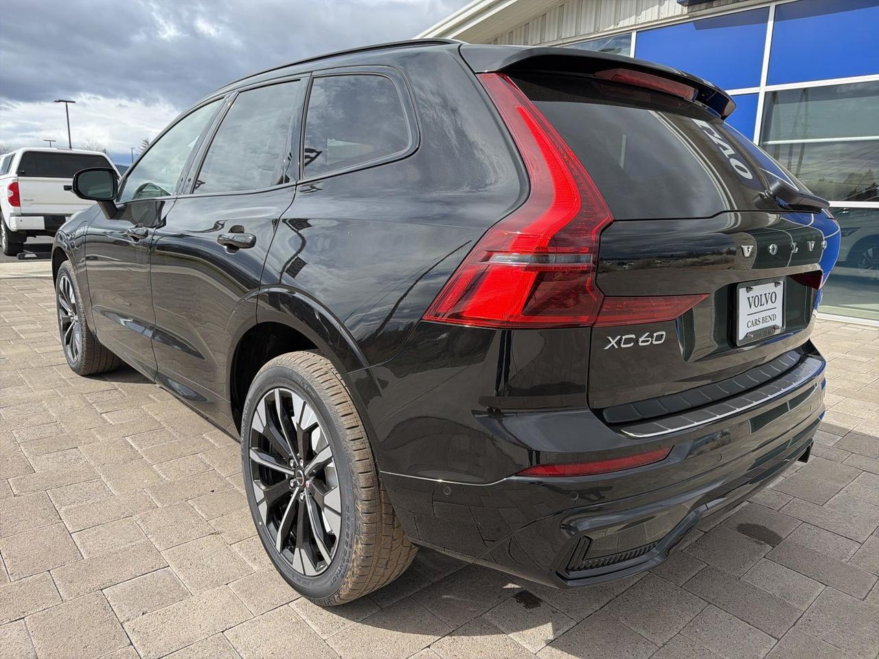 2026 Volvo XC60 Plug-In Hybrid T8 Plus Bend OR