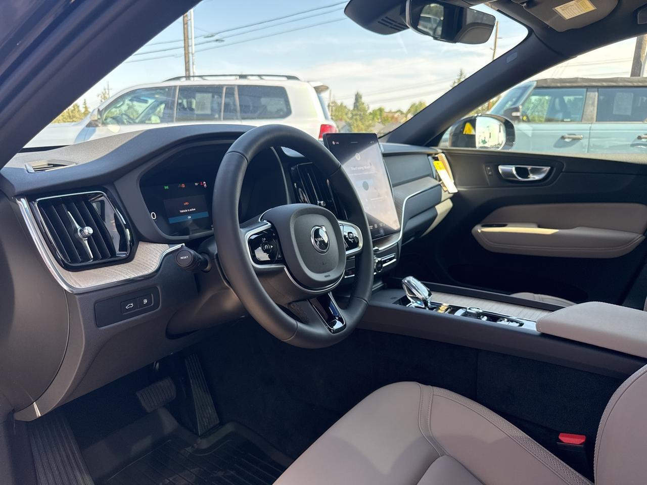 2026 Volvo XC60 Plug-In Hybrid T8 Plus Bend OR