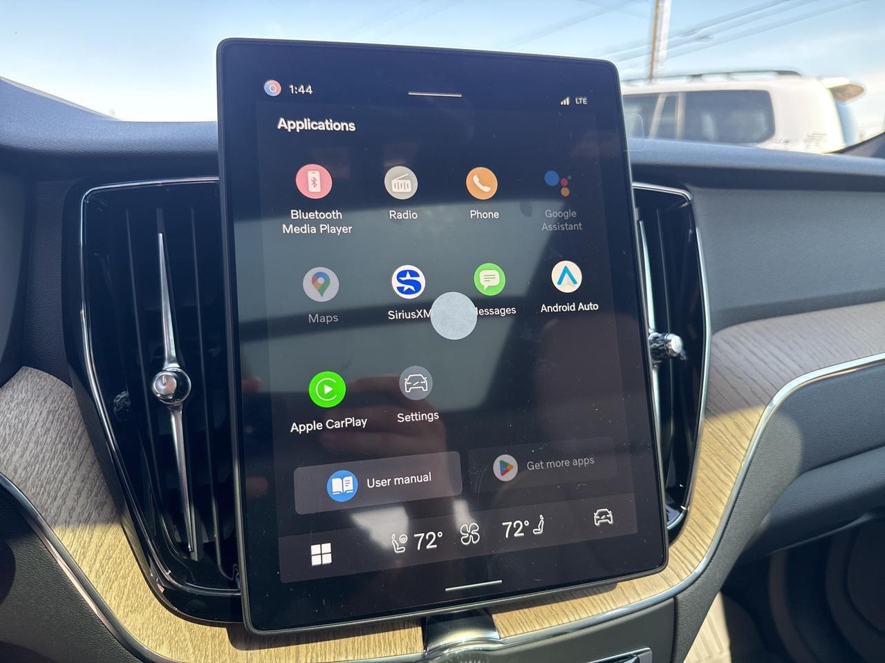 2026 Volvo XC60 Plug-In Hybrid T8 Plus Bend OR
