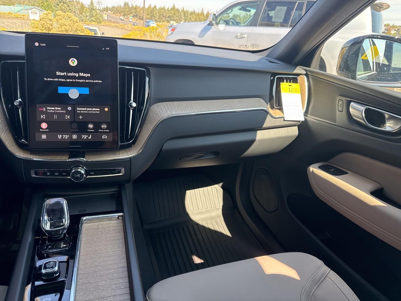 2026 Volvo XC60 Plug-In Hybrid T8 Plus Bend OR