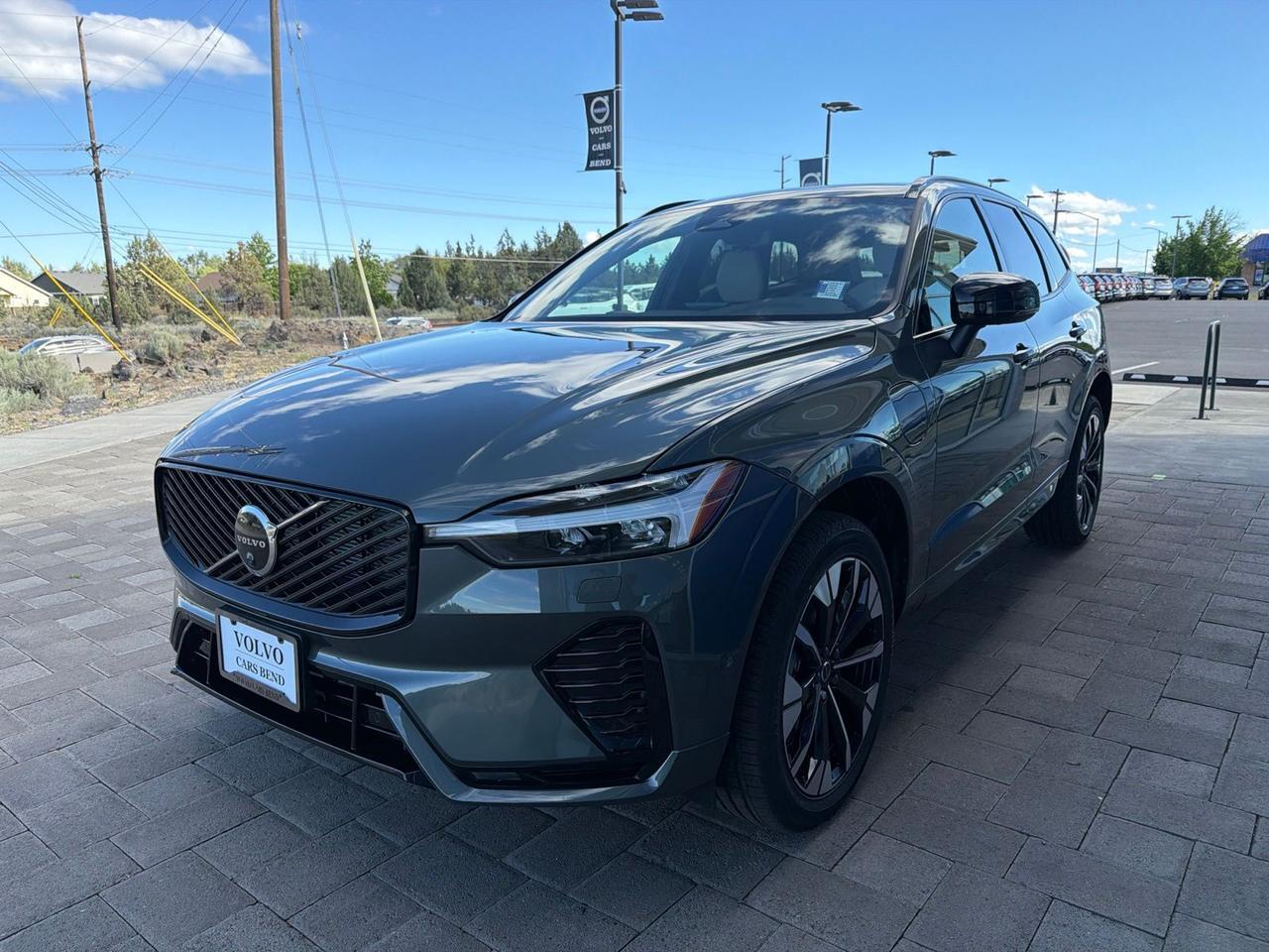 2026 Volvo XC60 Plug-In Hybrid T8 Plus Bend OR