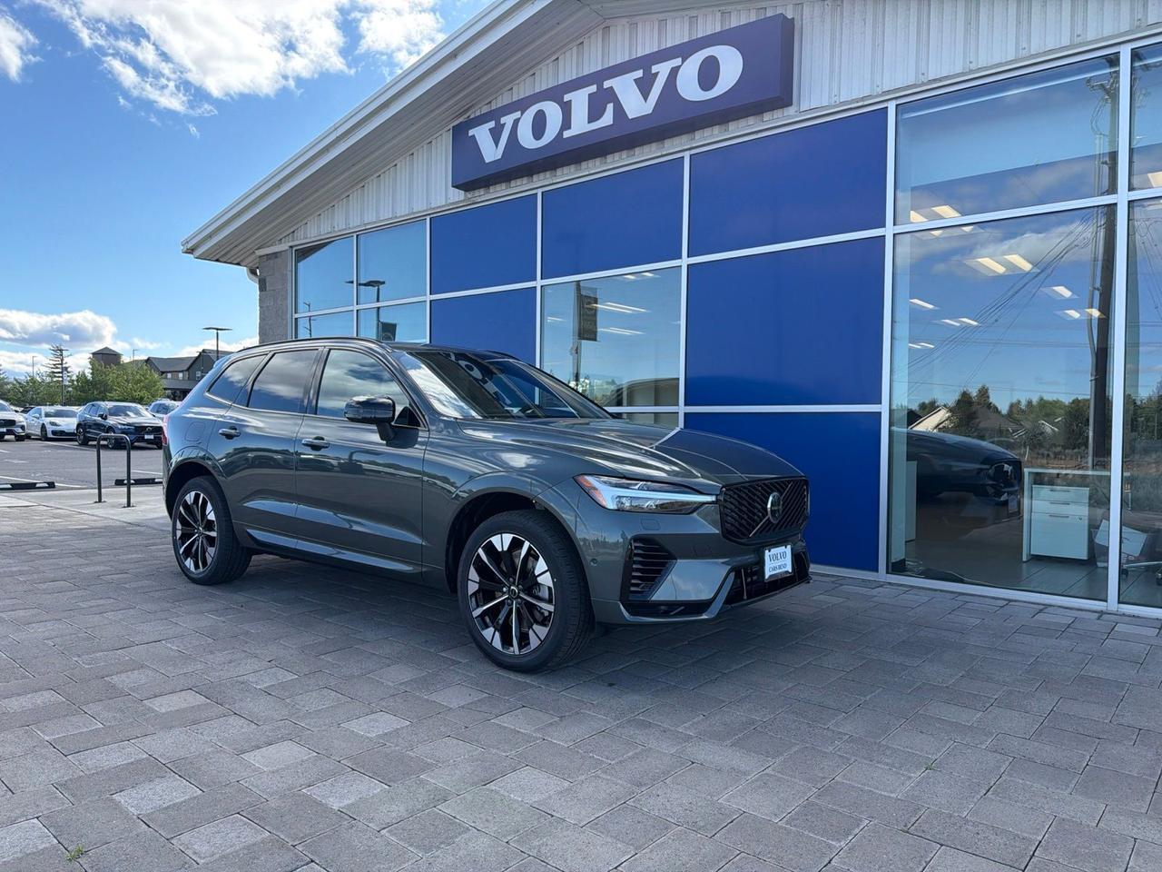 2026 Volvo XC60 Plug-In Hybrid T8 Plus