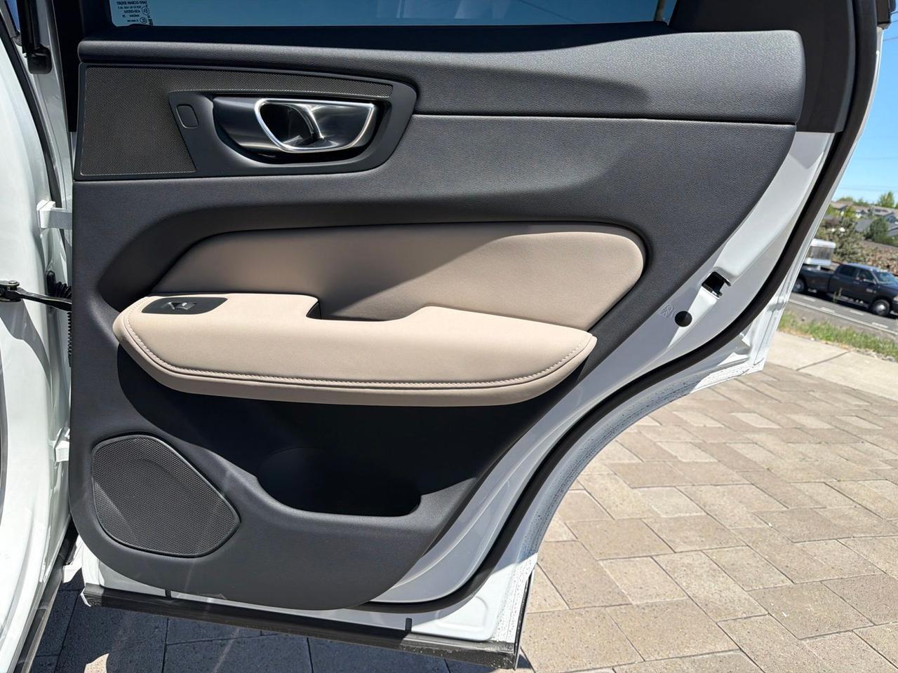 2026 Volvo XC60 Plug-In Hybrid T8 Plus Bend OR